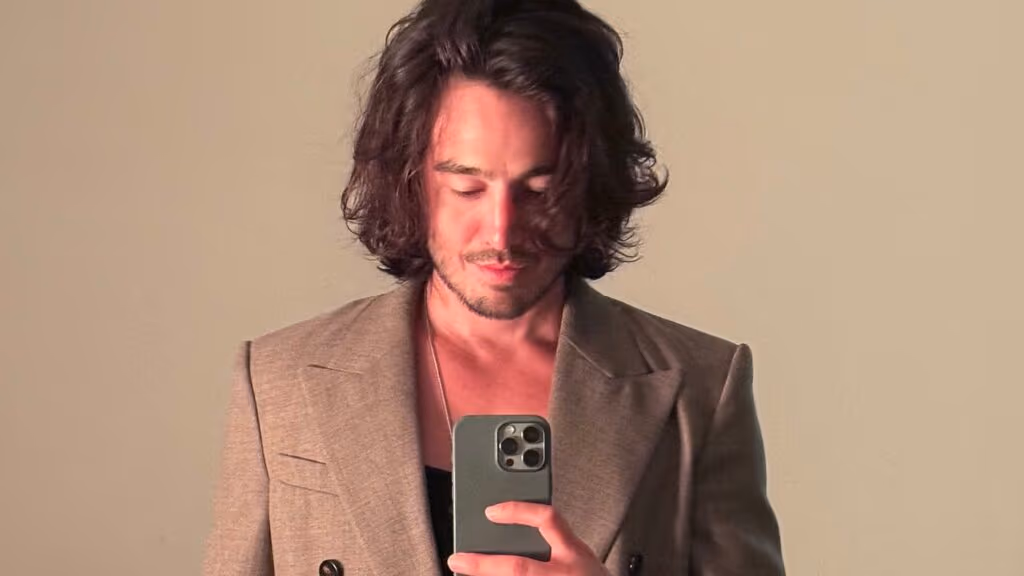 A carreira do cantor Tiago Iorc após “período sabático”