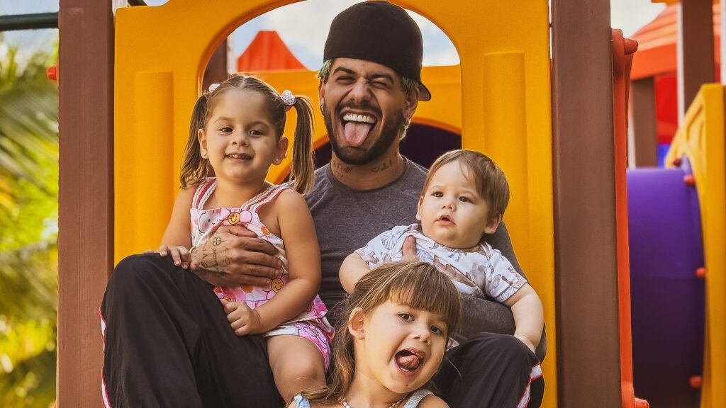Zé Felipe planeja ter mais filhos?