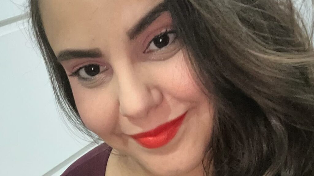 Cantora sertaneja morre após infarto fulminante