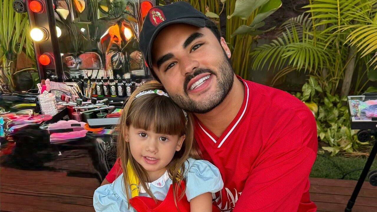 Lucas Guedez se pronuncia após vídeo com filha de Virginia