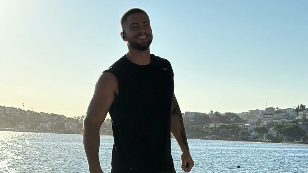 Quem é o novo romance de Rodrigo Godoy?