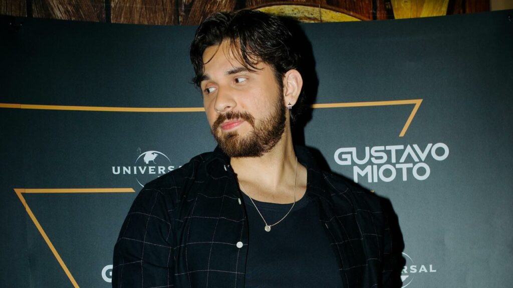 Gustavo Mioto revela motivo de parar de seguir Ana Castela
