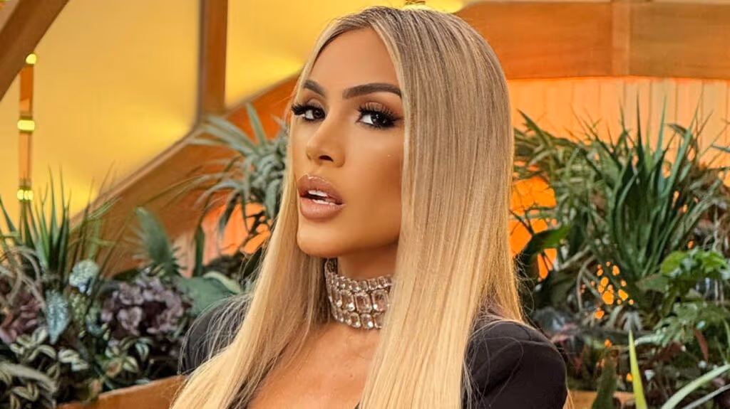 Influenciadora Juju Ferrari é internada após infecção