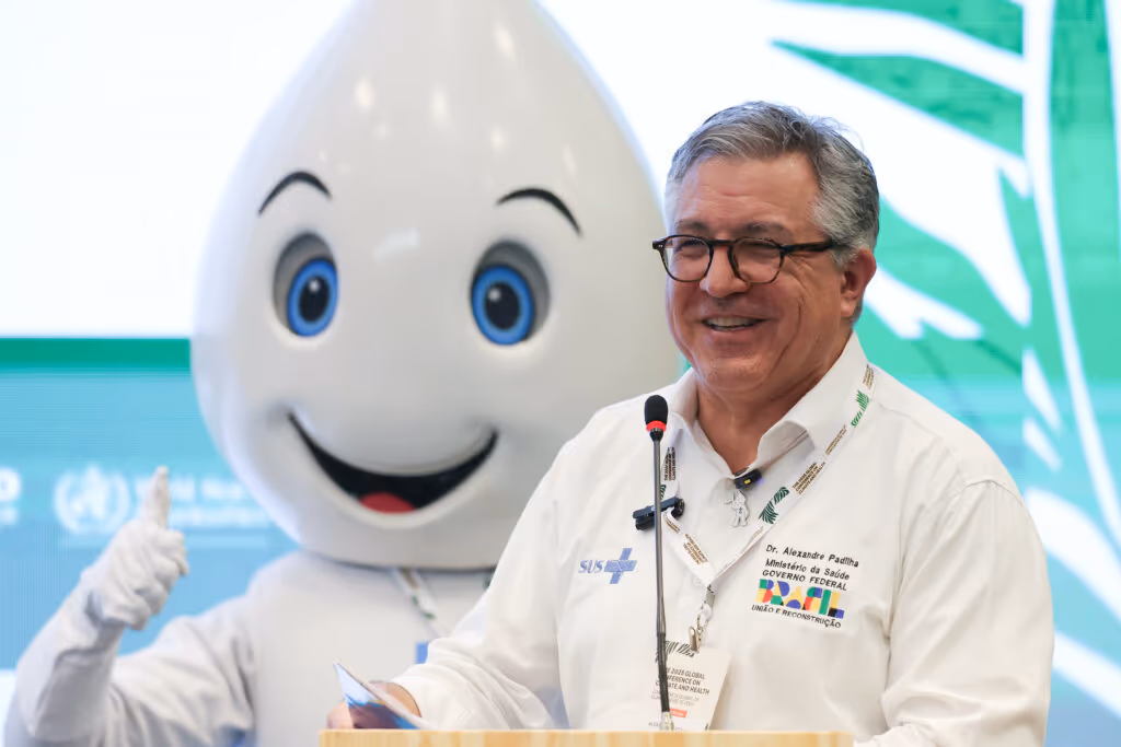 EUA concedem visto a Padilha para eventos internacionais