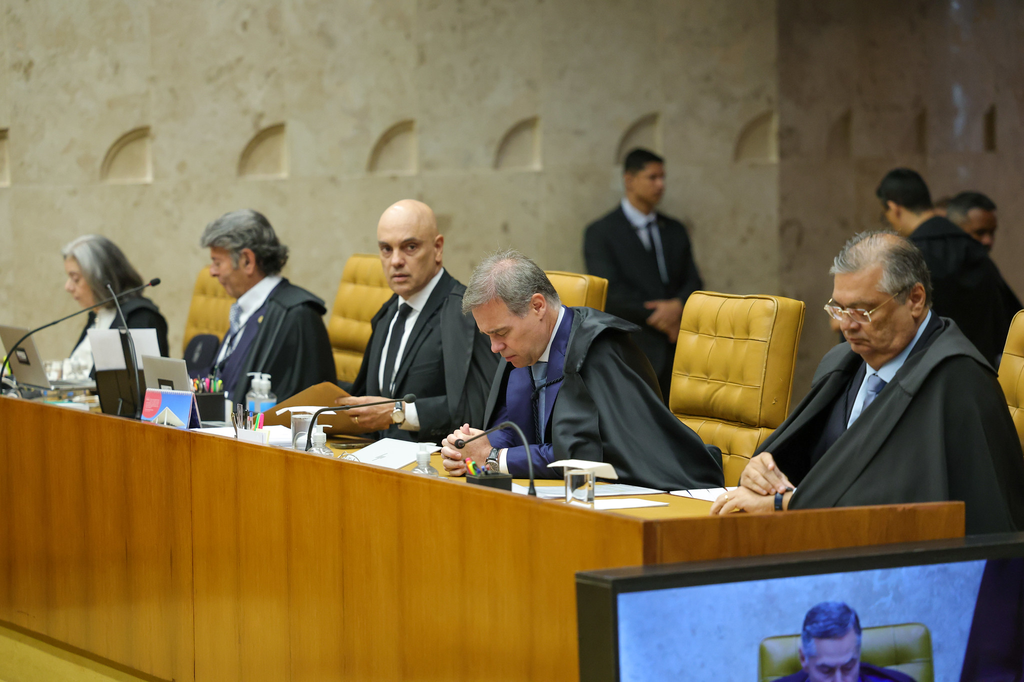 Mendonça aponta “ativismo judicial” do STF no Marco Civil