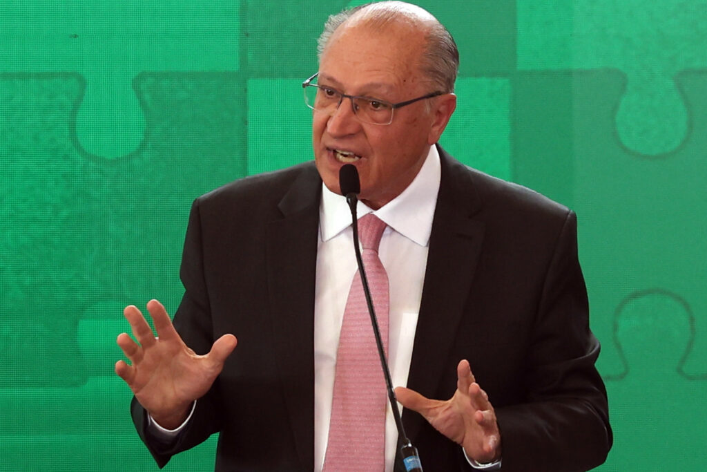 Alckmin conversa com encarregado de negócios dos EUA sobre ‘tarifaço’