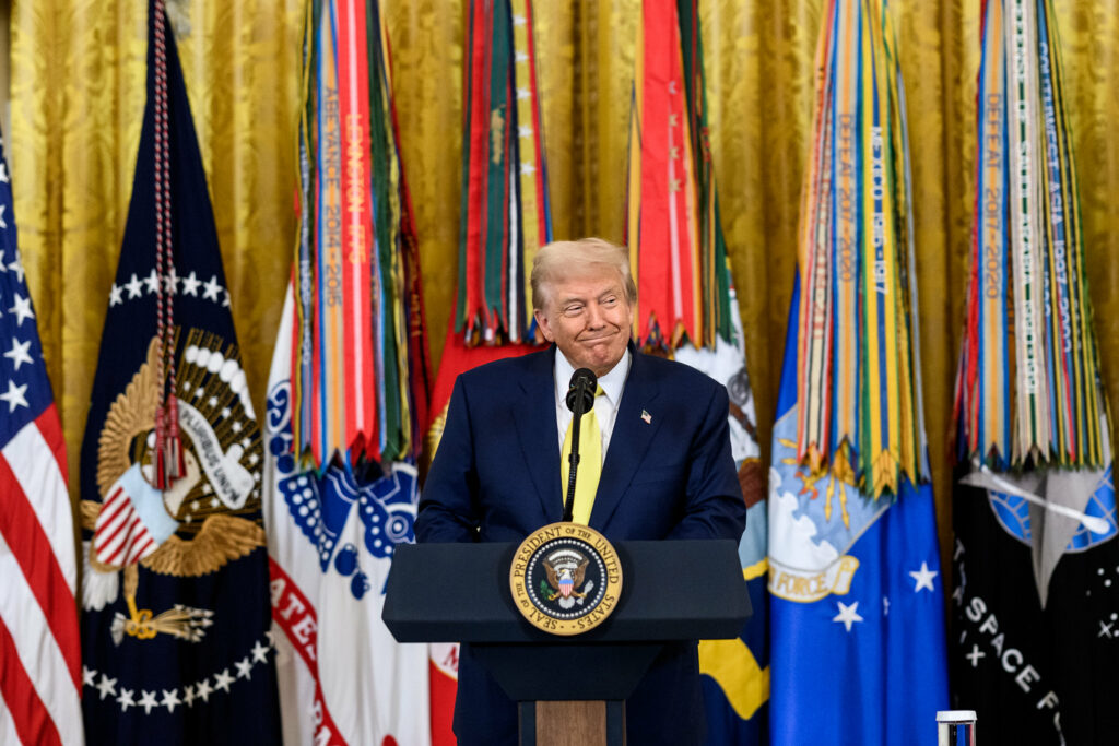 Crusoé: Trump ameaça impor “consequências severas” à Rússia se Putin impedir a paz