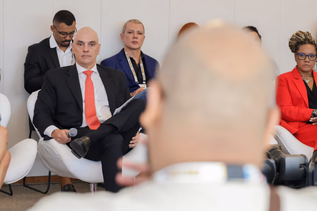 Bancos podem ser penalizados pela lei brasileira, diz Moraes sobre Magnitsky