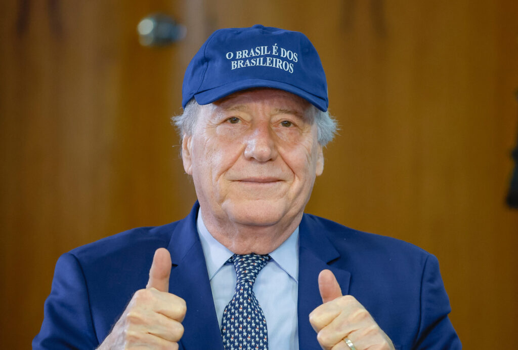 Suspensão de visto de Lewandowski é “vergonhoso para eles”, diz Lula