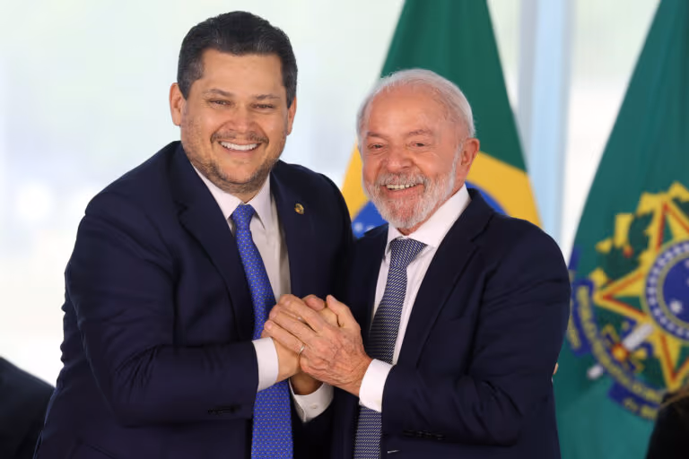 Governo Lula libera R$ 2,2 bi em emendas Pix para barrar avanço de anistia