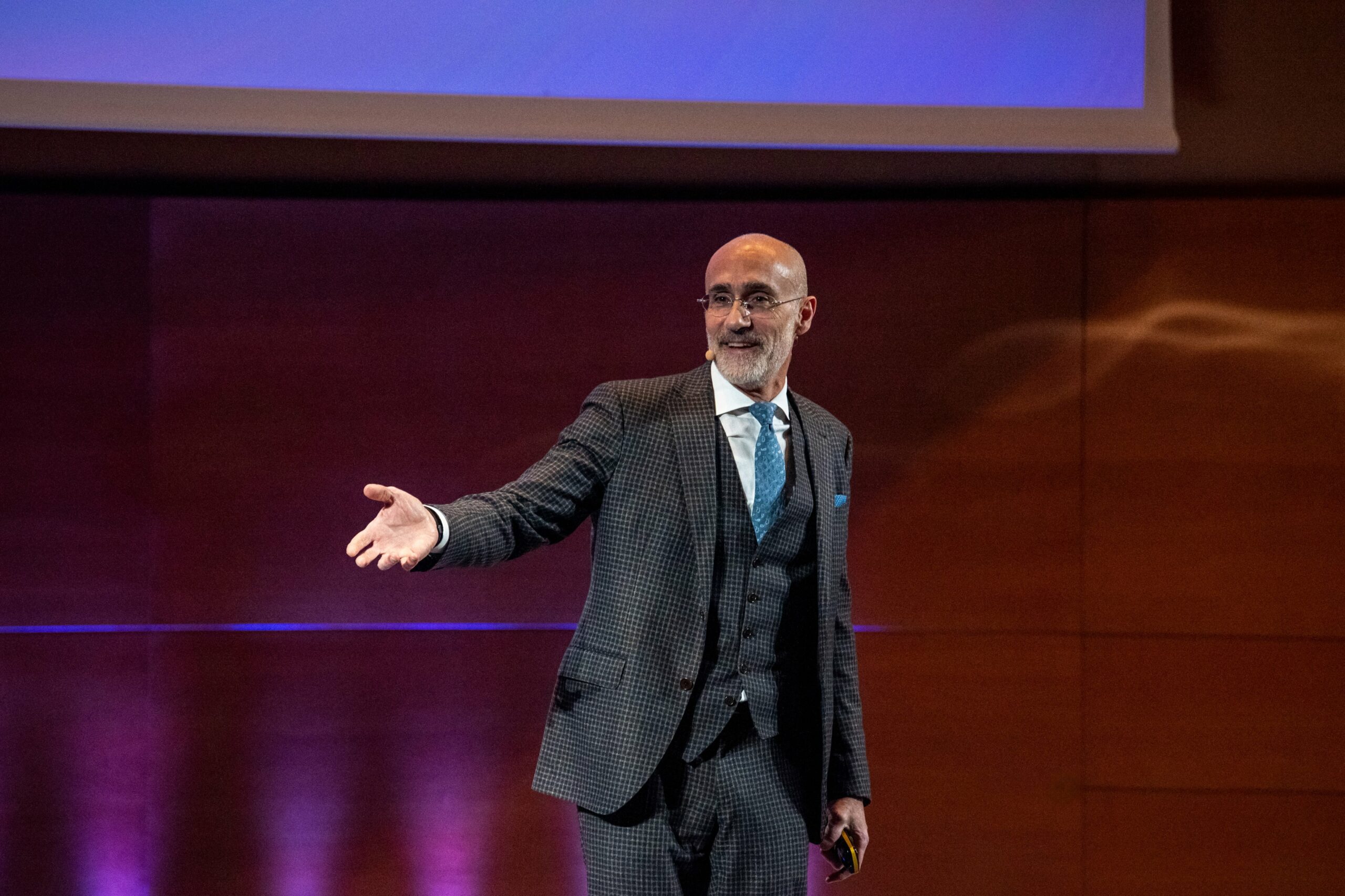 “Precisamos discordar melhor, não menos”