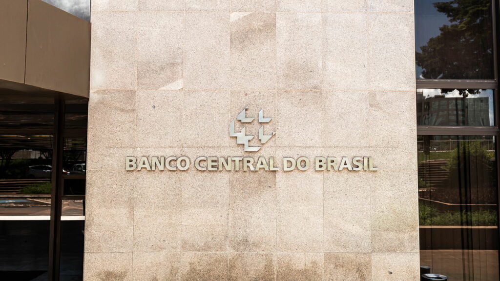 Esse hábito simples pode fazer você economizar centenas com o banco
