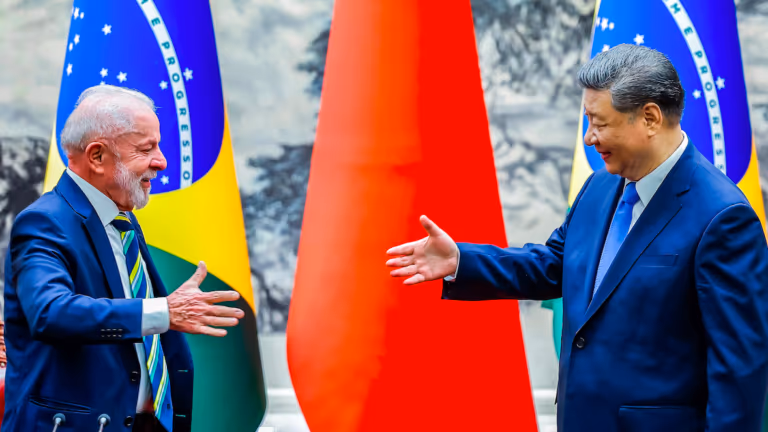 Xi Jinping manifesta a Lula apoio em &quot;defesa de soberania nacional&quot;