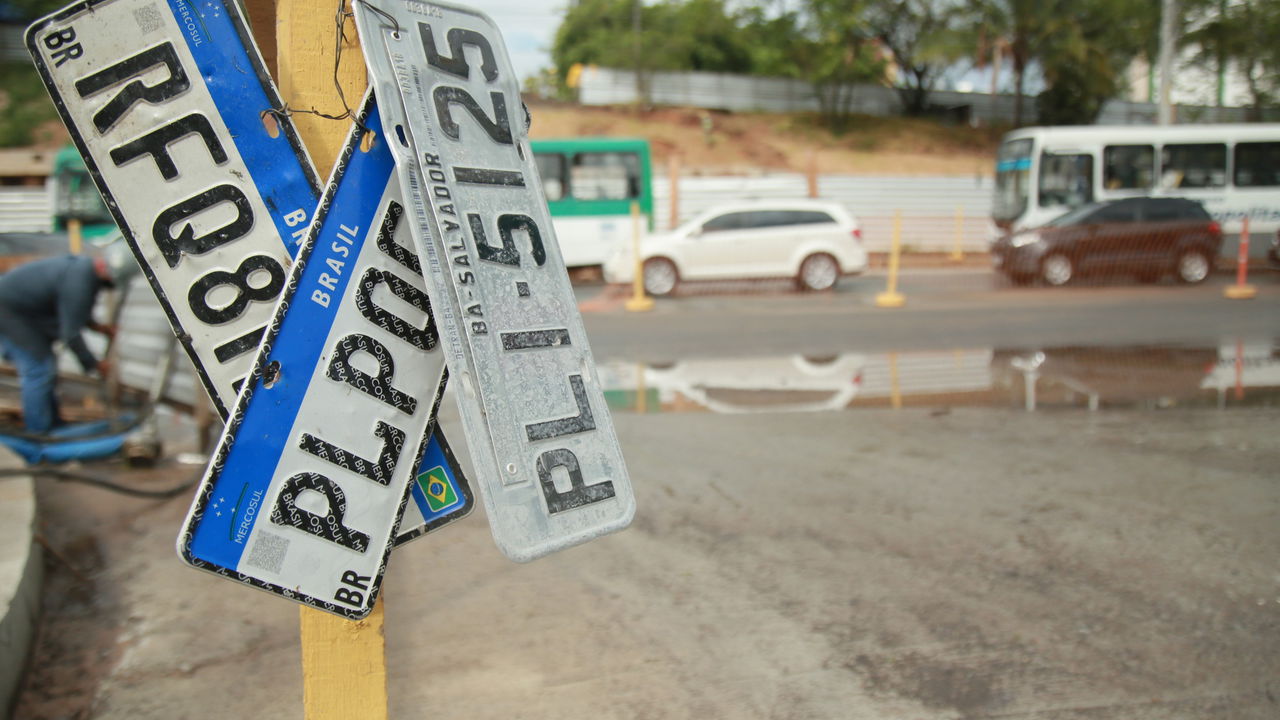Como consultar a placa de qualquer veículo com esses passos simples