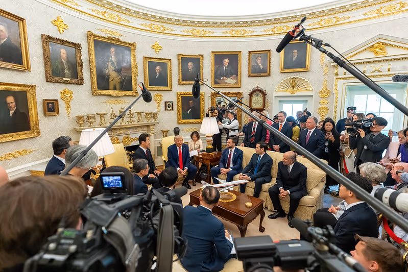 Crusoé: Trump contra as TVs