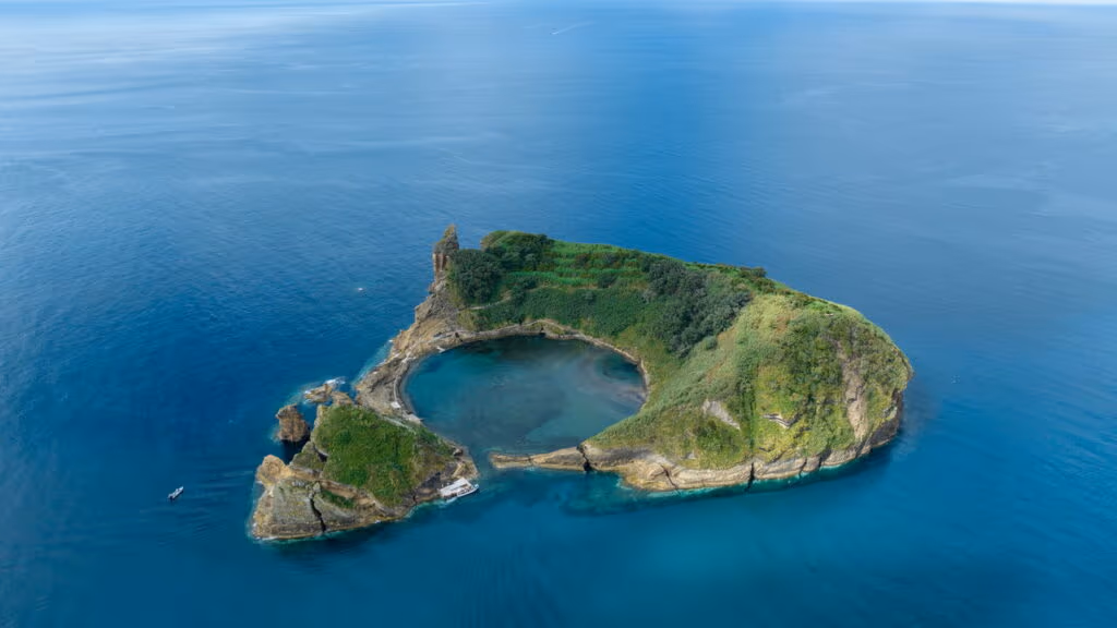 Essa é a piscina natural mais espetacular do mundo e é fácil chegar lá