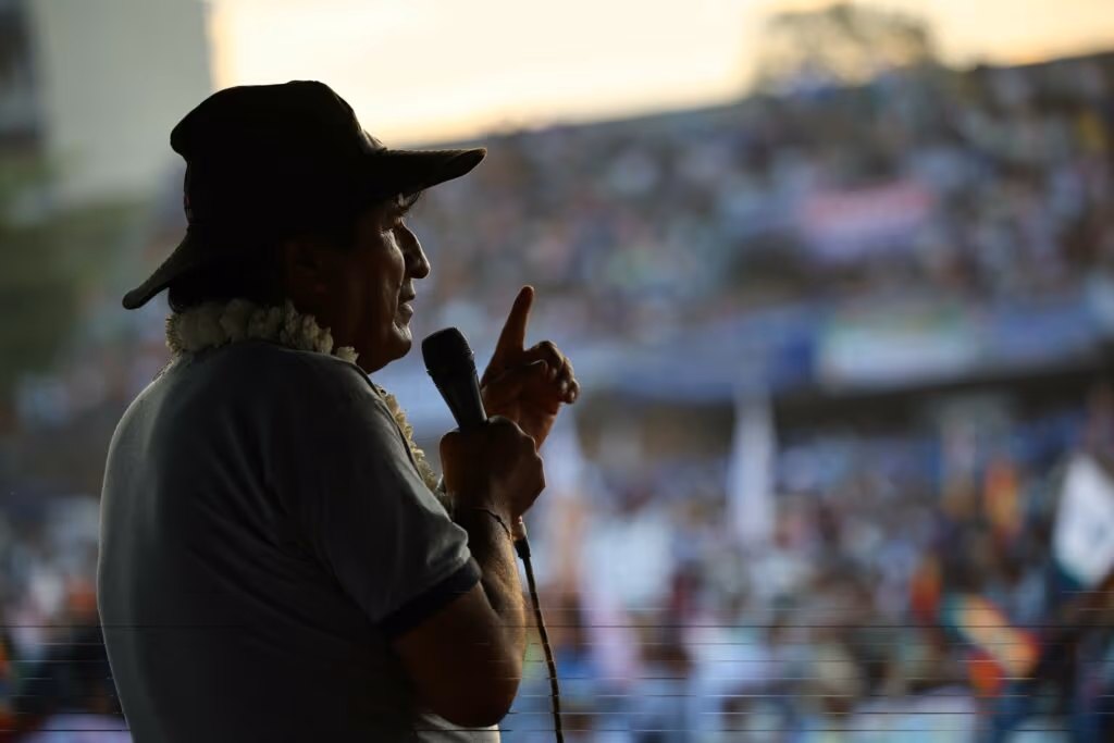 Crusoé: É o fim de Evo Morales na Bolívia?