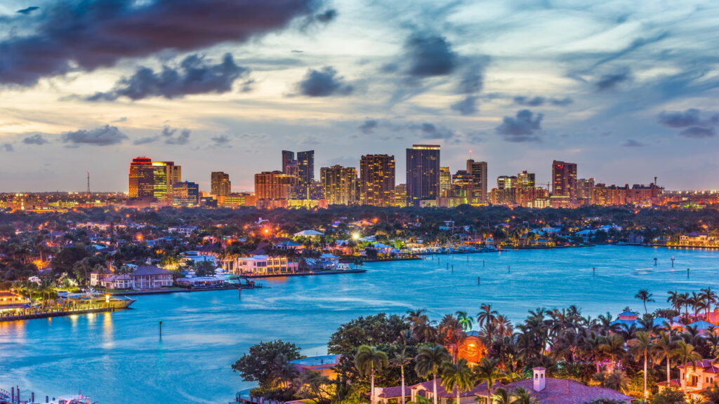 Essa cidade nos EUA é conhecida como Veneza Americana