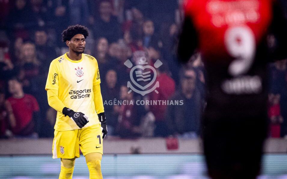 Corinthians rejeita proposta absurda por Hugo Souza: “Não temos pressa”