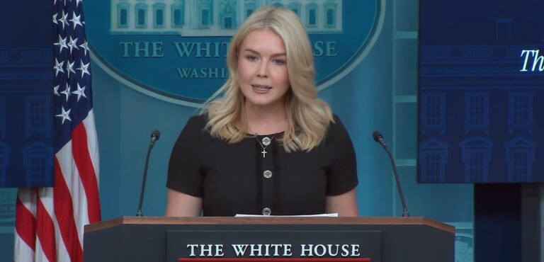 Declarações que ligam ameaças de bomba a Trump são “completamente irresponsáveis”, diz porta-voz