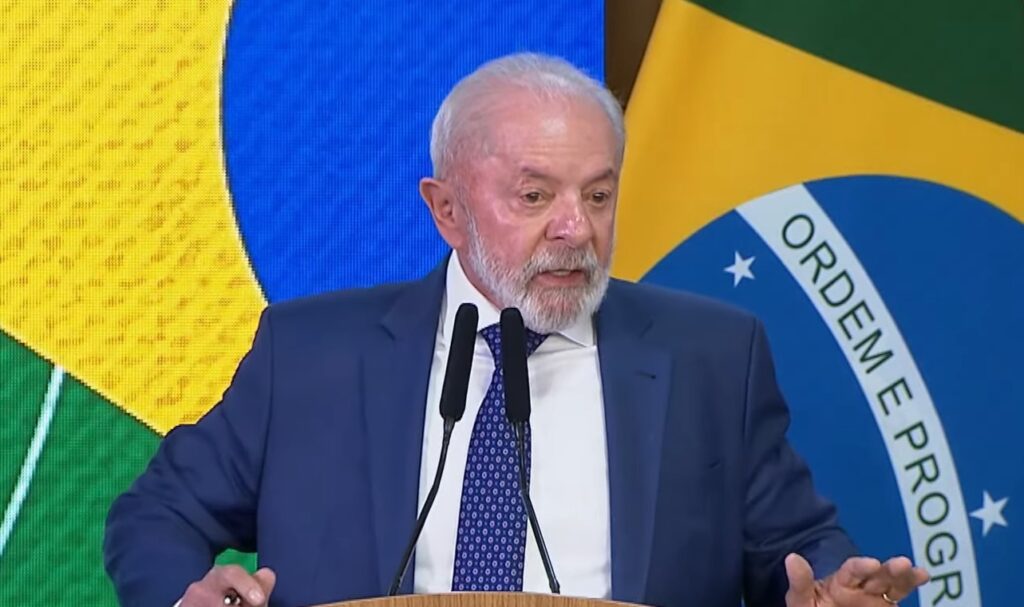 Crusoé: Trump deveria dar parabéns ao STF, diz Lula
