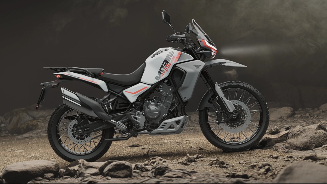 Essa moto italiana promete fazer história nas estradas brasileiras