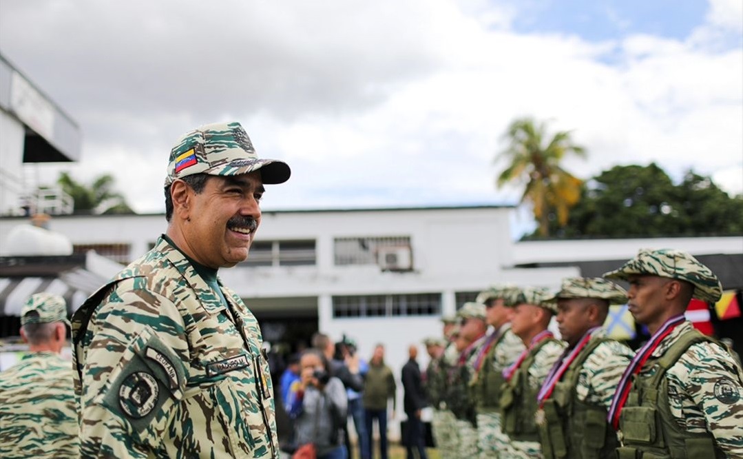 Trump ofereceu a Maduro chance de “ir para a Rússia”, diz senador americano