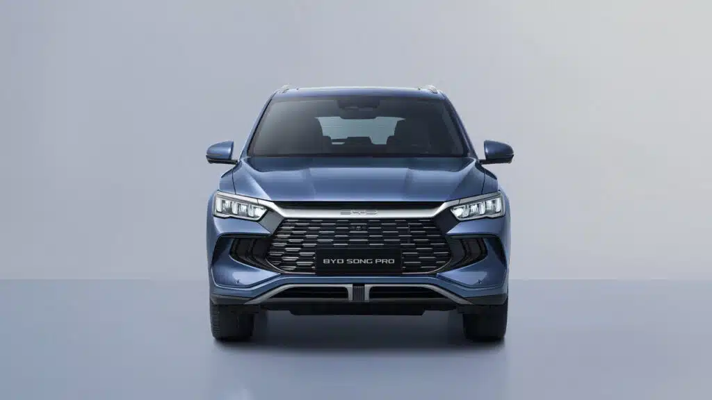 SUV híbrido oferece opções de potência, autonomia e conforto para motoristas exigentes
