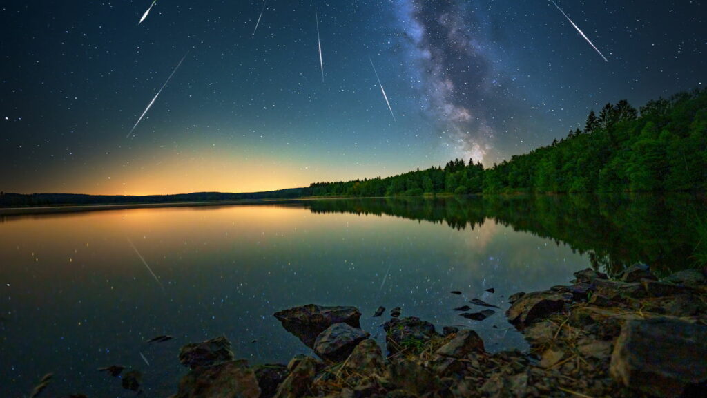 Não perca a chuva de meteoros Perseidas neste mês