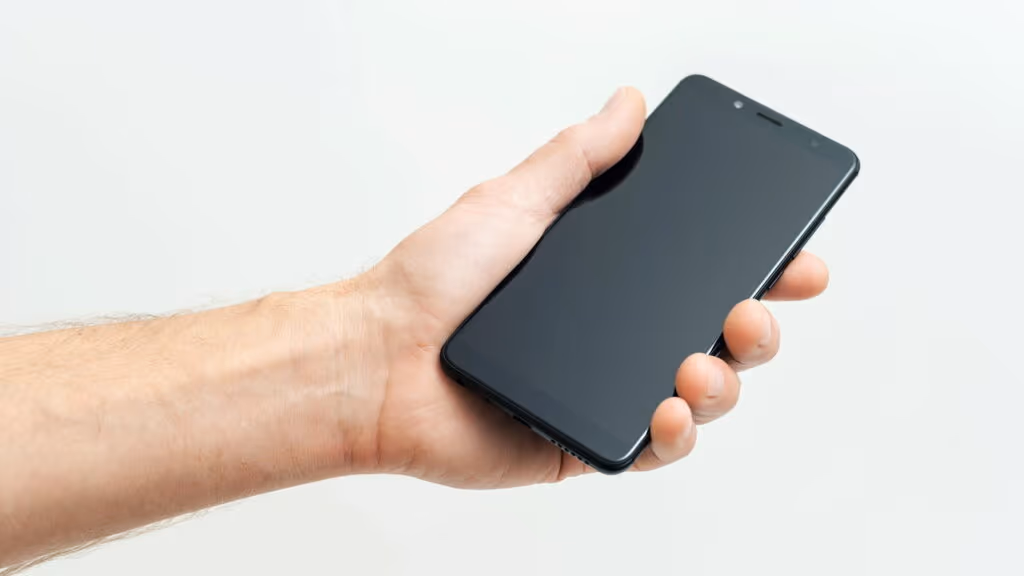 Veja o celular 5G acessível que se destaca em 2025