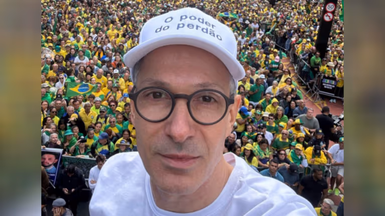 Crusoé: “Vamos unir a verdadeira direita do Brasil”, diz convite do Novo