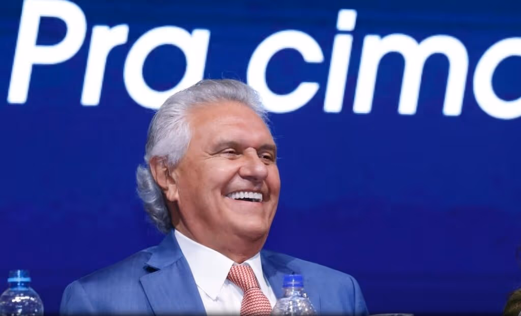 “Política é feita de ciclos e escolhas”, diz União Brasil após saída de Caiado