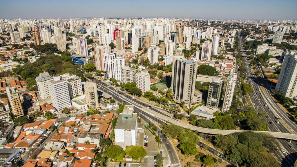 O metro quadrado explodiu nesses bairros e o motivo vai te surpreender