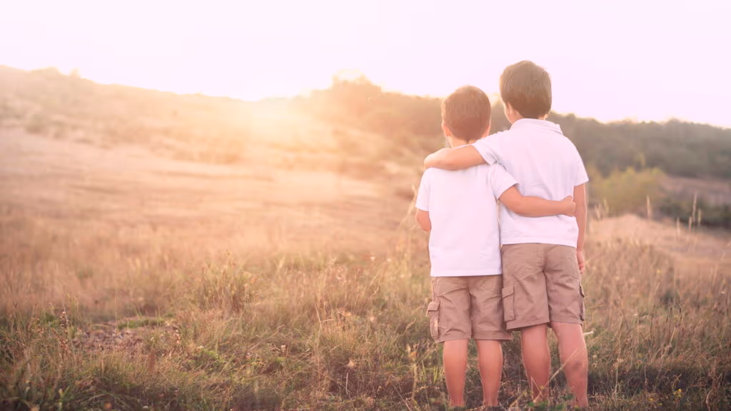 Você se apega emocionalmente com facilidade? Saiba o que diz a Teoria do Apego