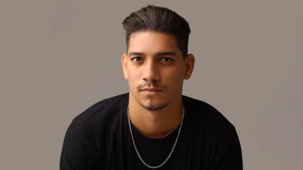 Cantor morre na porta de casa em Sergipe