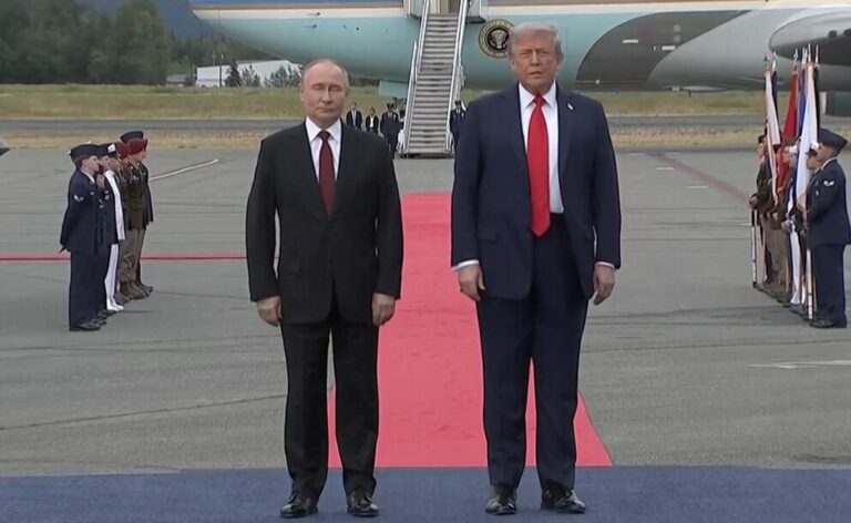 Tigrão com Zelensky, tchutchuca com Putin