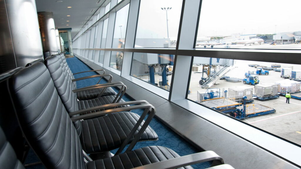 Como escolher escalas inteligentes para economizar tempo em viagens