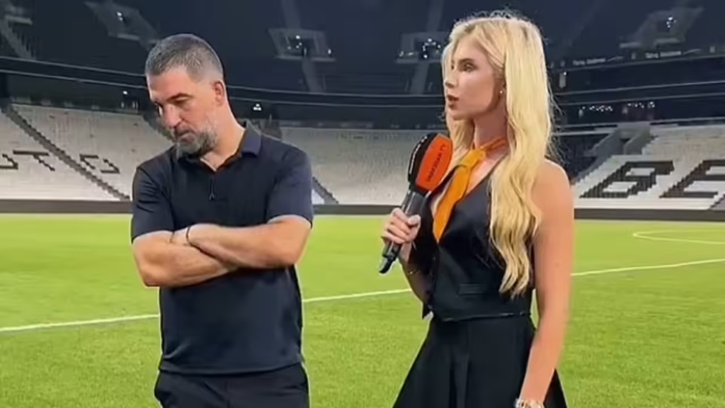 Ex-jogador do Barcelona surpreende com atitude em entrevista