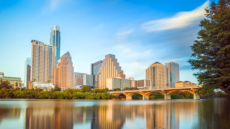 Tiroteio em loja deixa mortos e feridos em Austin, Texas