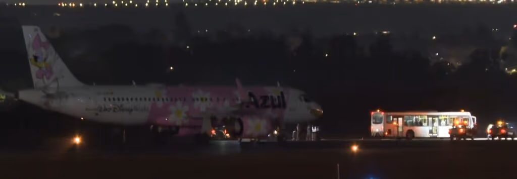 PF descarta bomba em avião que fez pouso de emergência em Brasília