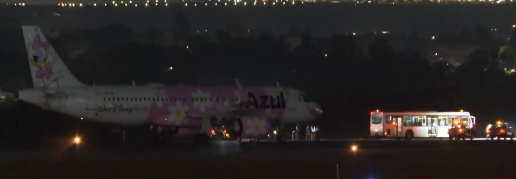 PF descarta bomba em avião que fez pouso de emergência em Brasília