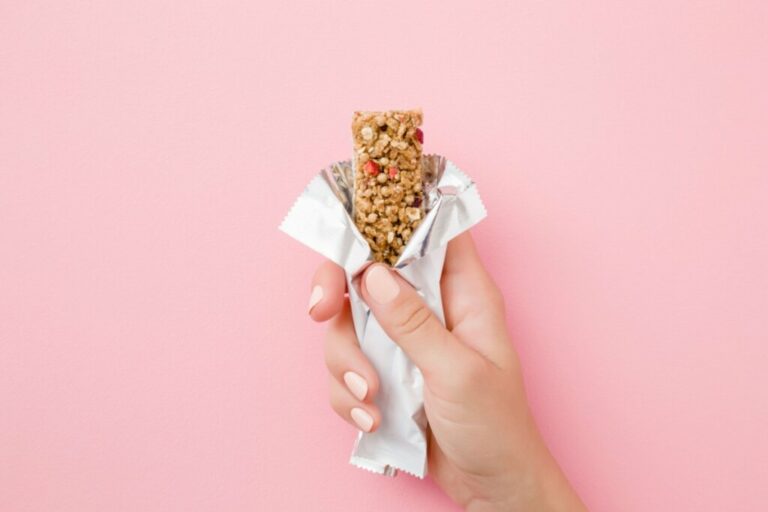 5 dicas para consumir barrinhas proteicas com equilíbrio