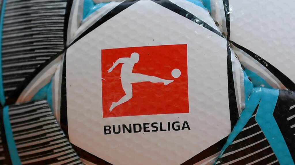 RedeTV! renova contrato e continua com jogos da Bundesliga