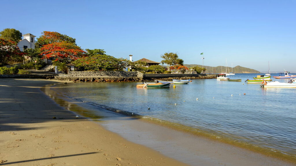 Se você busca praias, charme e cultura, essa cidade pode ser seu próximo lar