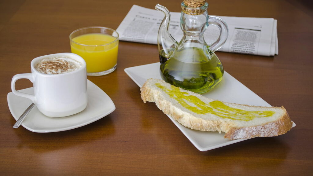Essa receita com café e azeite parece absurda, mas pode mudar sua saúde diária