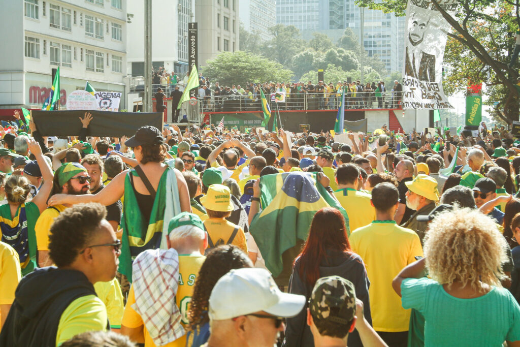 “Fora Lula” e “Fora Moraes” pautam atos da direita