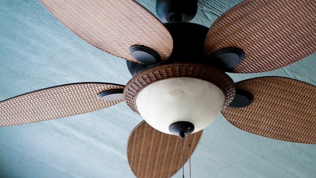 Ventilador de teto economiza energia e garante conforto o ano inteiro