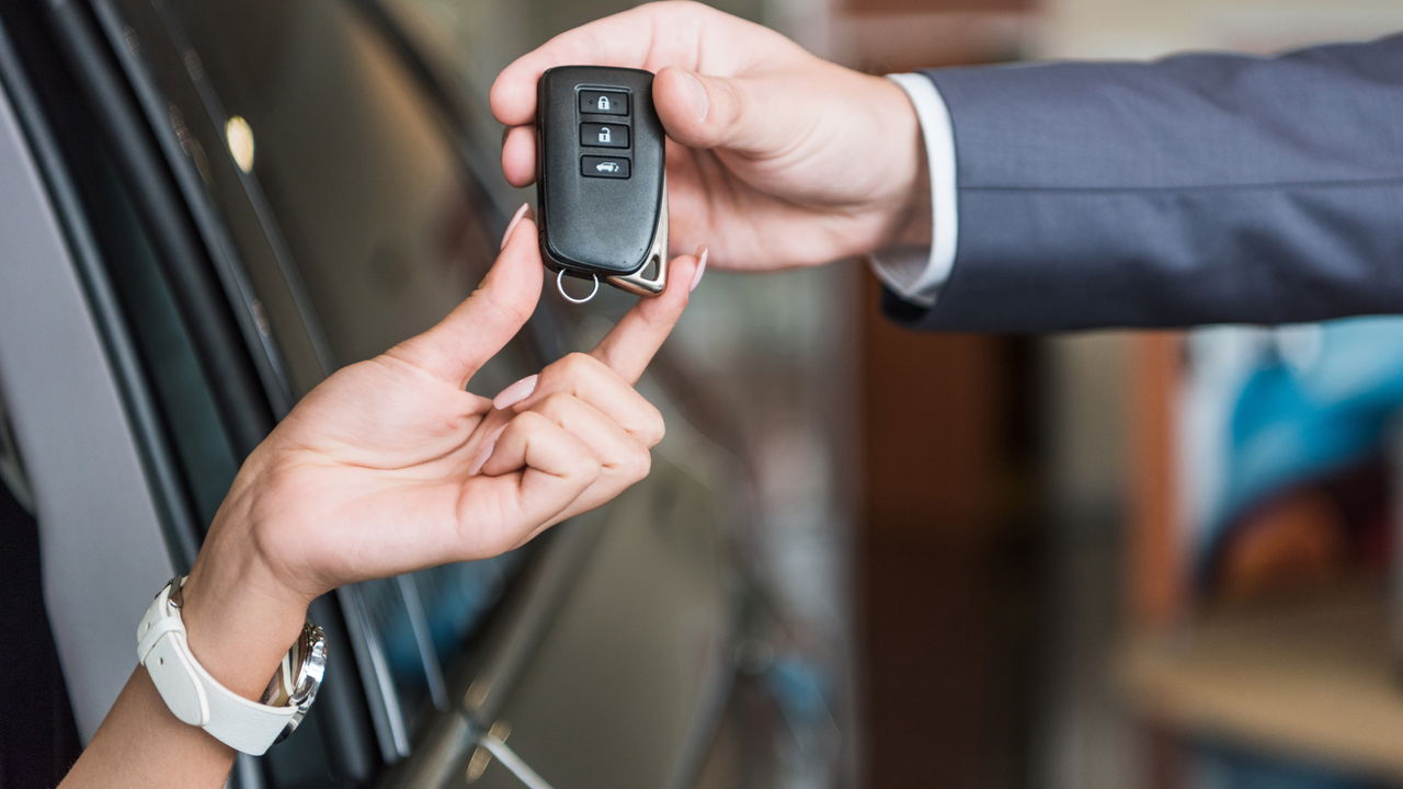 Carro ou moto muito abaixo da tabela: o golpe silencioso que começa como uma “boa chance”