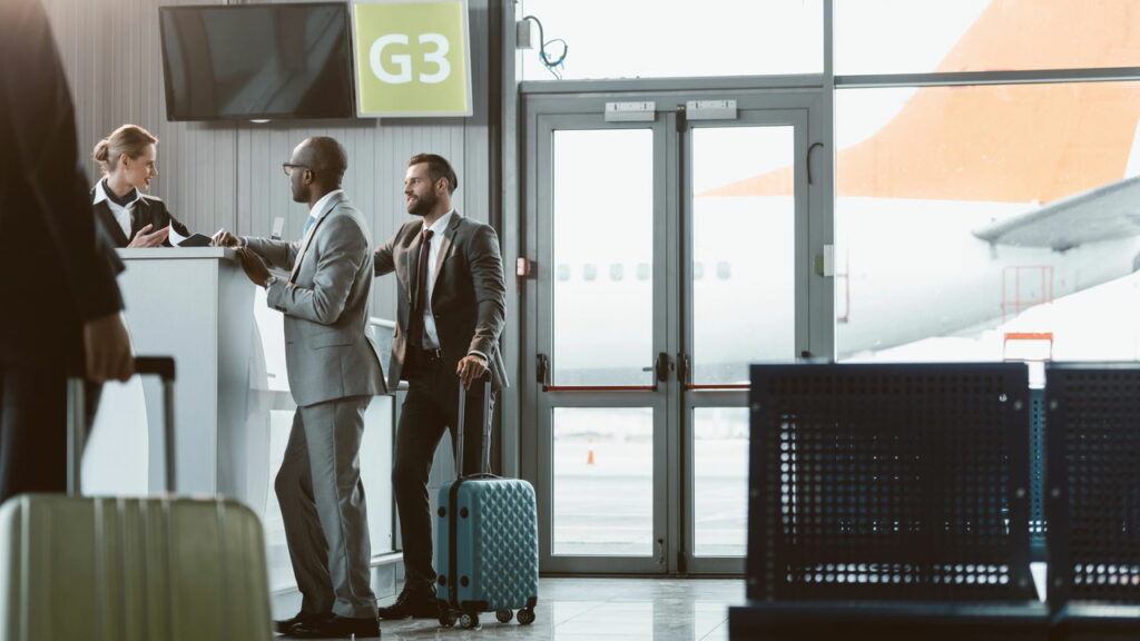 Como usar o check-in antecipado para garantir melhores lugares no avião