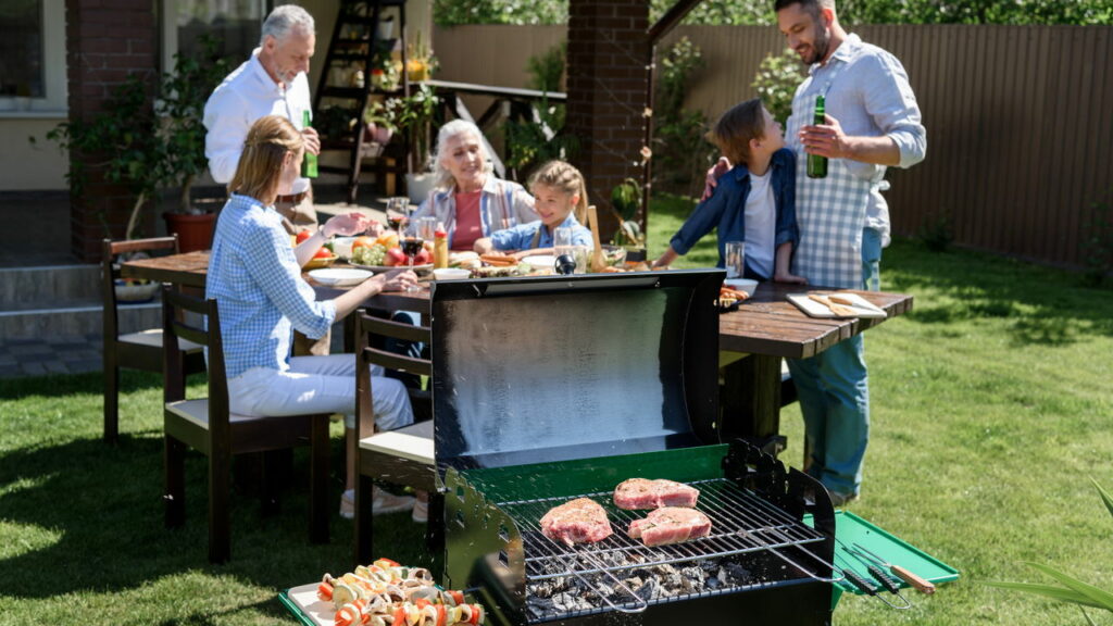 O churrasco de domingo mais saboroso e inesquecível -  Créditos: depositphotos.com / ArturVerkhovetskiy